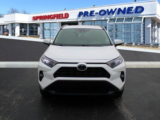 2020 Toyota RAV4 XLE