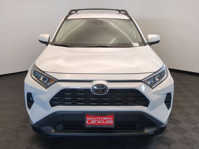 2020 Toyota RAV4 XLE