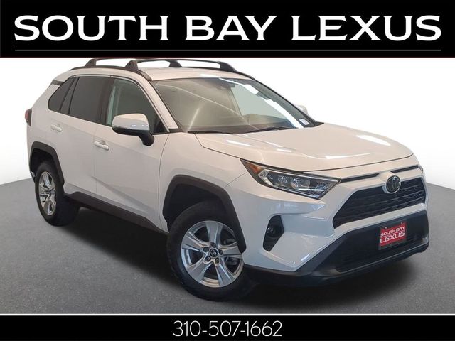 2020 Toyota RAV4 XLE