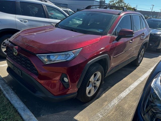 2020 Toyota RAV4 XLE