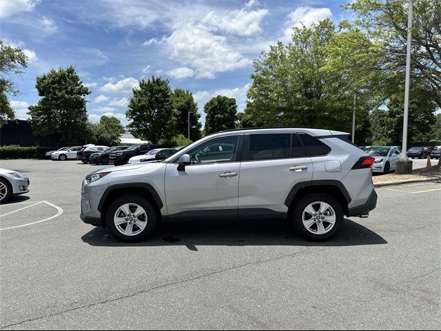 2020 Toyota RAV4 XLE