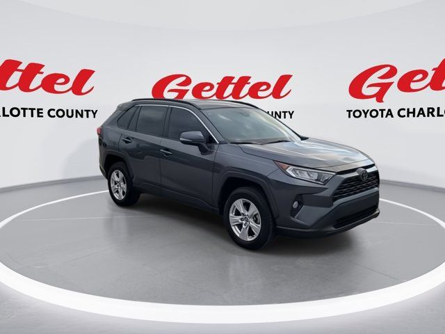 2020 Toyota RAV4 XLE