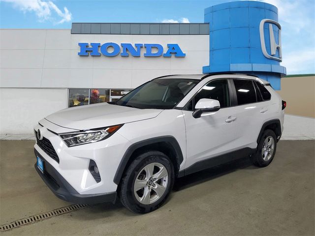 2020 Toyota RAV4 XLE