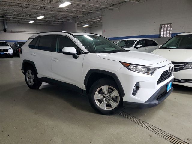 2020 Toyota RAV4 XLE