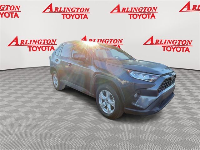 2020 Toyota RAV4 XLE