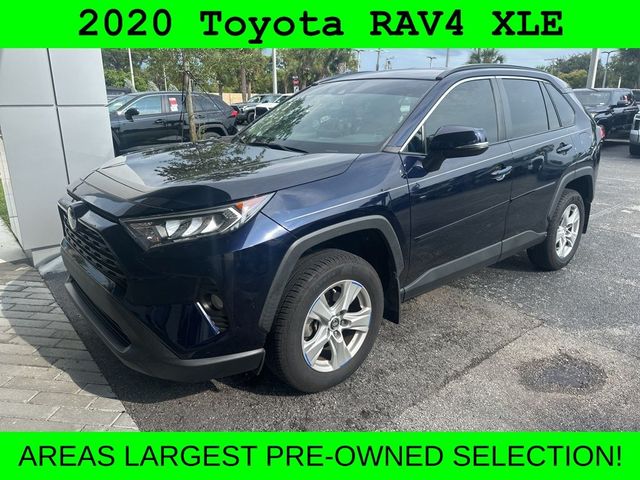 2020 Toyota RAV4 XLE