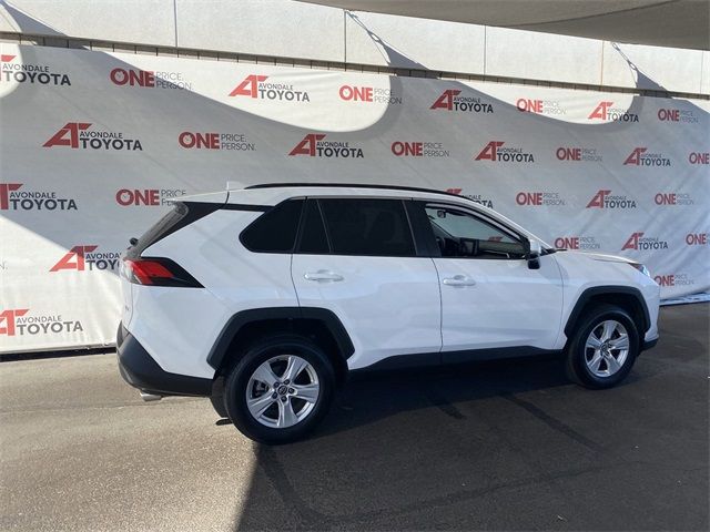 2020 Toyota RAV4 XLE