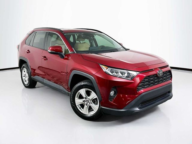 2020 Toyota RAV4 XLE