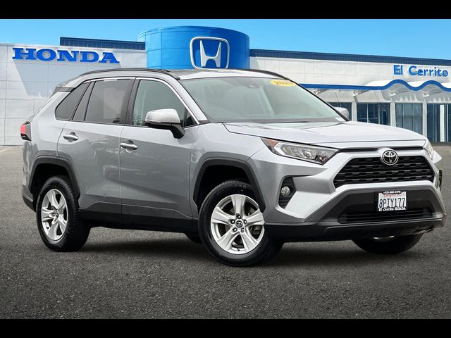 2020 Toyota RAV4 XLE