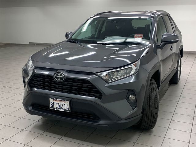 2020 Toyota RAV4 XLE