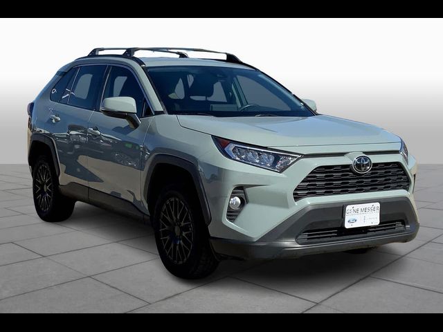 2020 Toyota RAV4 XLE