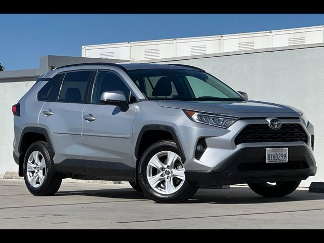 2020 Toyota RAV4 XLE