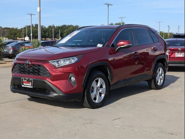 2020 Toyota RAV4 XLE