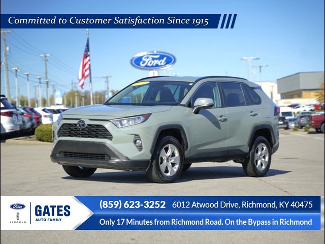 2020 Toyota RAV4 XLE