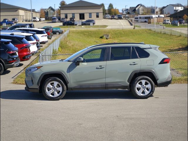 2020 Toyota RAV4 XLE