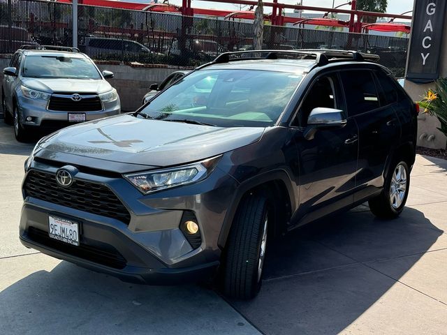 2020 Toyota RAV4 XLE