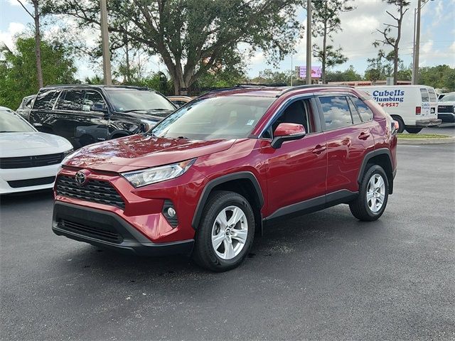 2020 Toyota RAV4 XLE