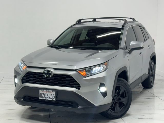 2020 Toyota RAV4 XLE