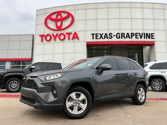 2020 Toyota RAV4 XLE