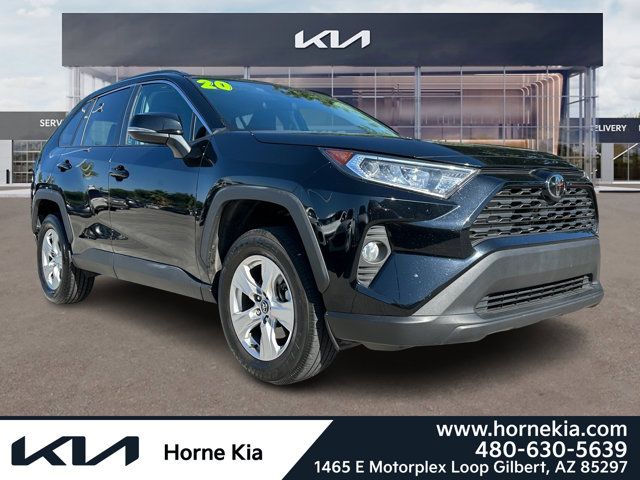 2020 Toyota RAV4 XLE