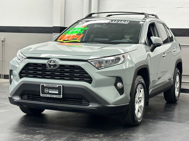 2020 Toyota RAV4 XLE