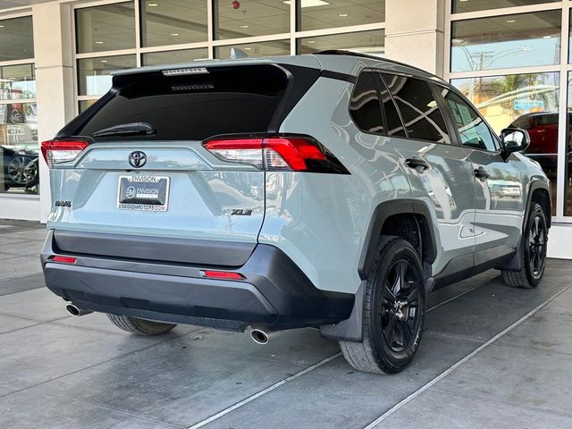 2020 Toyota RAV4 XLE