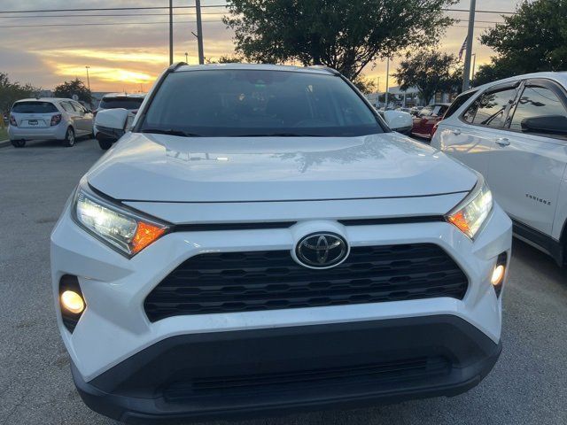 2020 Toyota RAV4 XLE