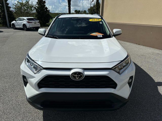 2020 Toyota RAV4 XLE