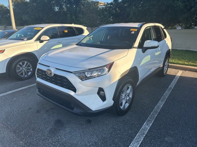 2020 Toyota RAV4 XLE