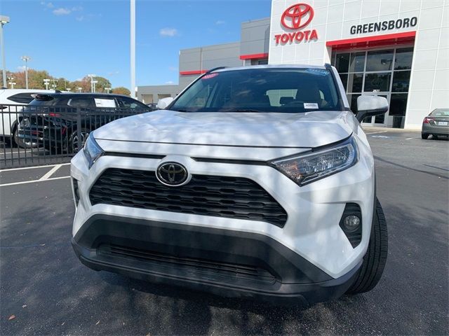 2020 Toyota RAV4 XLE