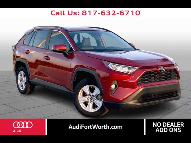 2020 Toyota RAV4 XLE