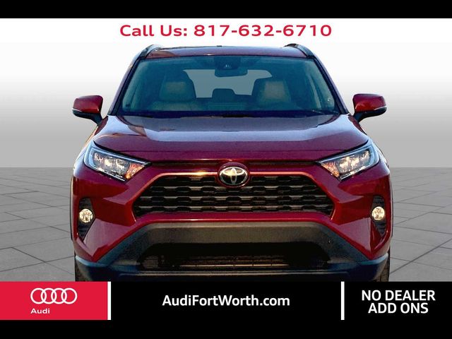 2020 Toyota RAV4 XLE