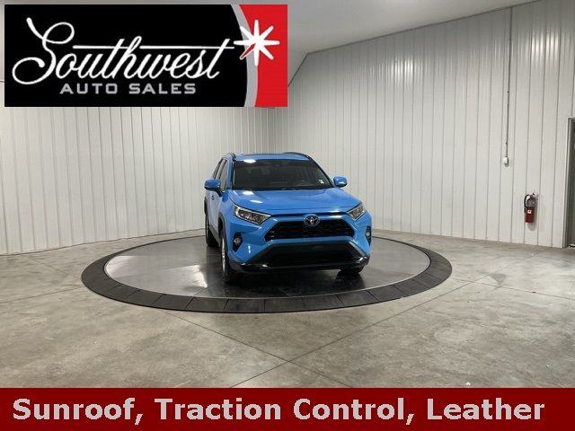 2020 Toyota RAV4 XLE