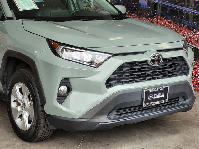 2020 Toyota RAV4 XLE