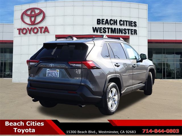 2020 Toyota RAV4 XLE