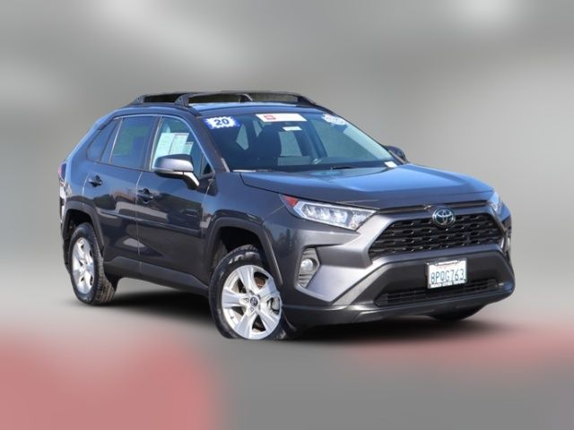 2020 Toyota RAV4 XLE