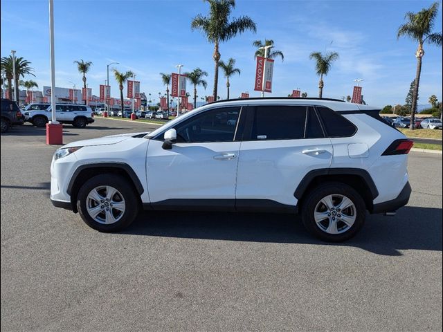 2020 Toyota RAV4 XLE