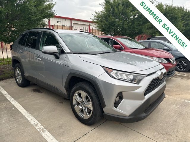 2020 Toyota RAV4 XLE