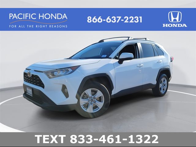 2020 Toyota RAV4 XLE