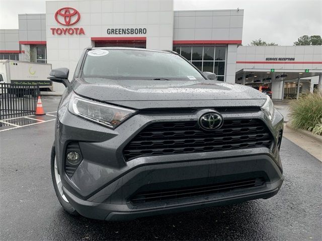 2020 Toyota RAV4 XLE