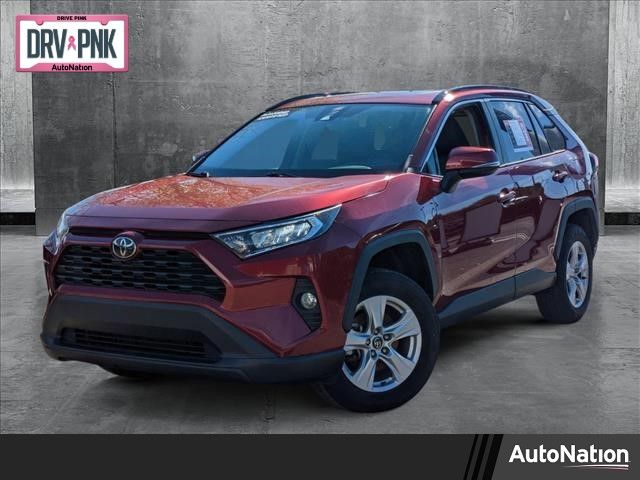 2020 Toyota RAV4 XLE