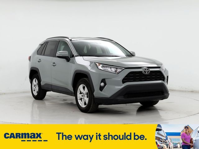 2020 Toyota RAV4 XLE