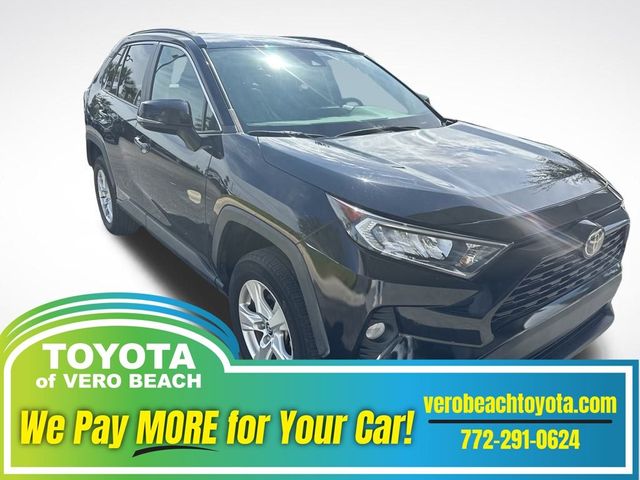 2020 Toyota RAV4 XLE