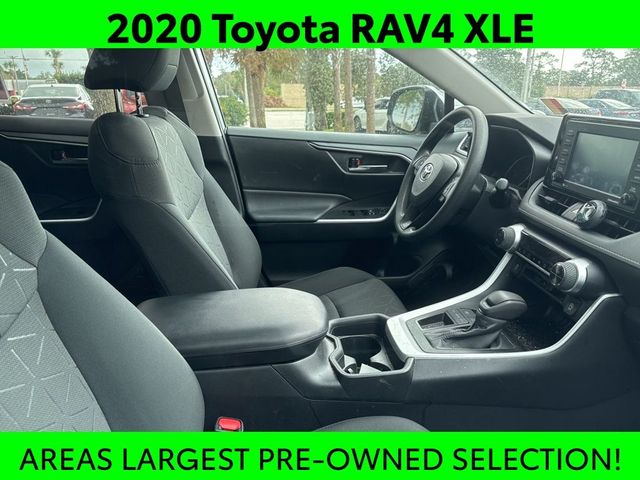 2020 Toyota RAV4 XLE