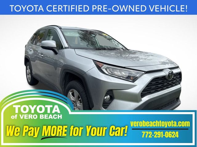 2020 Toyota RAV4 XLE