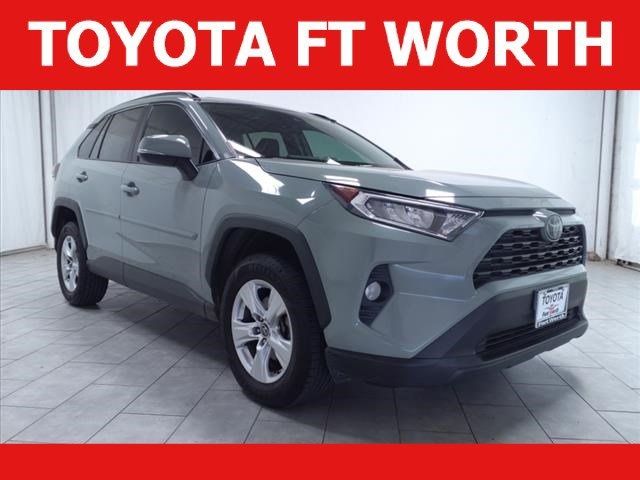 2020 Toyota RAV4 XLE