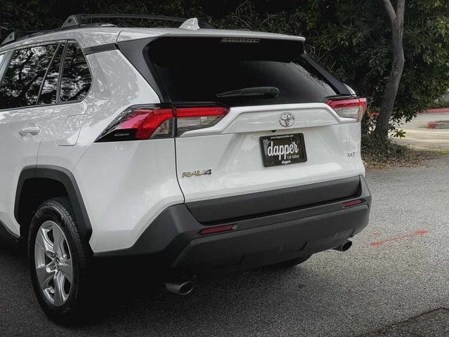 2020 Toyota RAV4 XLE