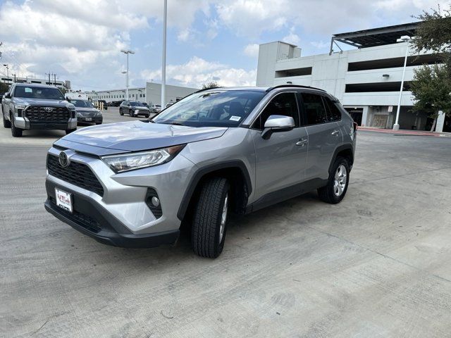 2020 Toyota RAV4 XLE