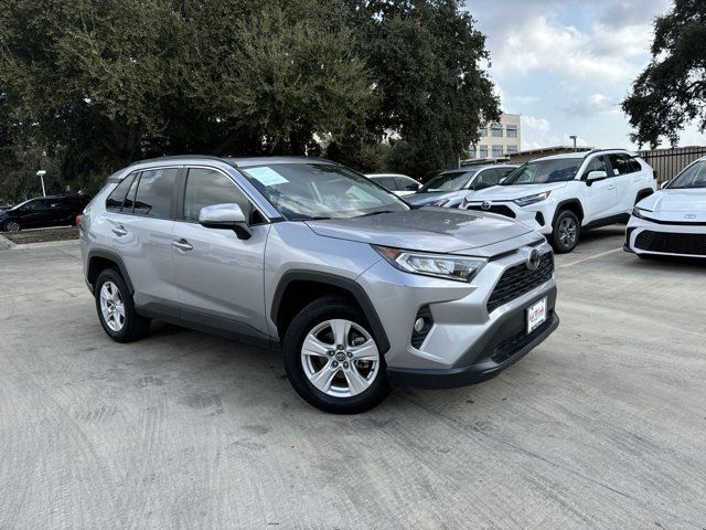 2020 Toyota RAV4 XLE