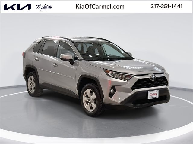 2020 Toyota RAV4 XLE